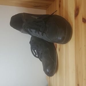 Dexter Blue and White Bowling Shoes Casual Style